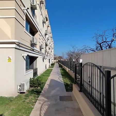 Sea&lake Jade Apartment Constanta