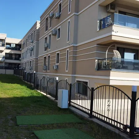 Sea&lake Jade Apartment *