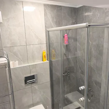 Sea&lake Jade Constanţa