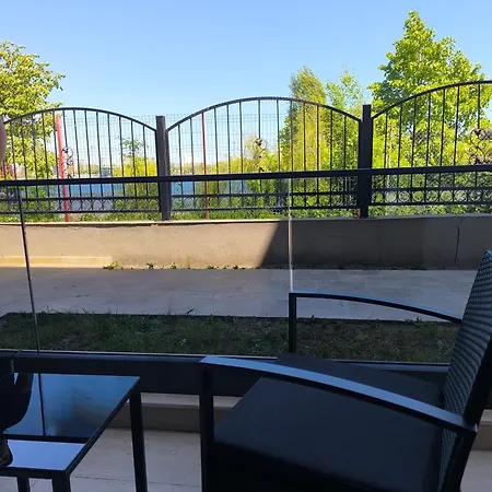 Sea&lake Jade Apartamento *